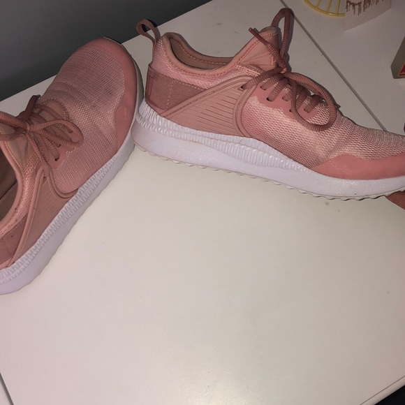 Pink puma soft foam Clearance